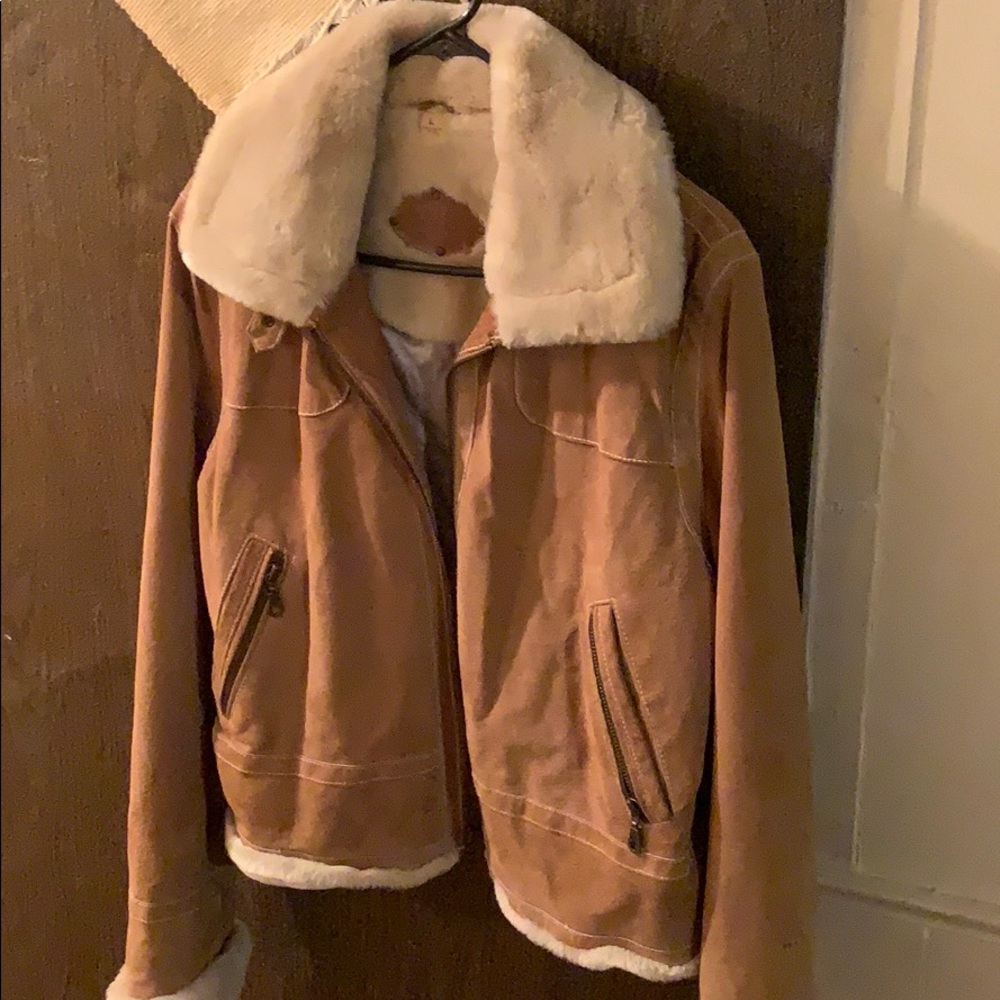 Leather caramel/creme coat!